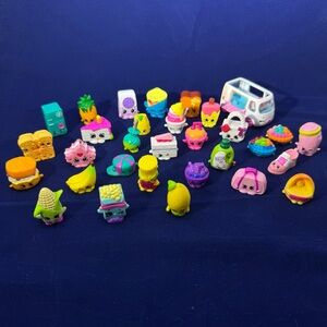 Shopkins 30-Piece Mixed Lot - Food, Accessories, and Van